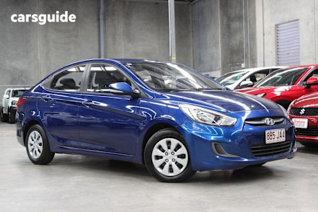 Blue 2015 Hyundai Accent Sedan Active