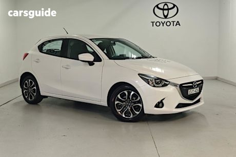 White 2015 Mazda 2 Hatchback Genki