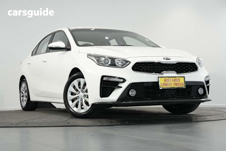 White 2020 Kia Cerato Hatchback S