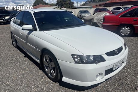White 2004 Holden Commodore Sedan Ss