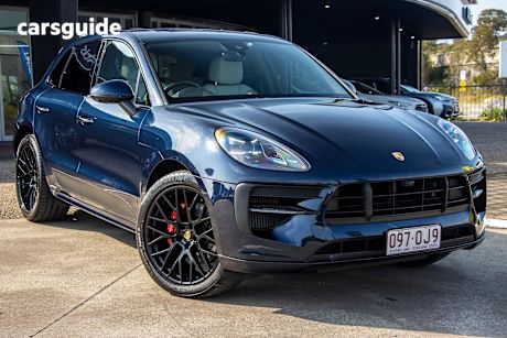 Blue 2020 Porsche Macan Wagon Gts