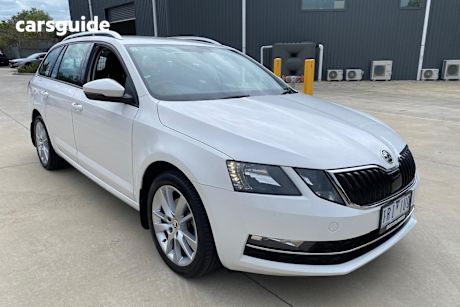 White 2020 Skoda Octavia Wagon 110 Tsi Base