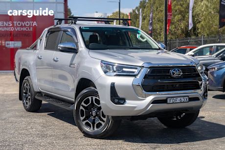 Silver 2023 Toyota Hilux Double Cab Pick Up Sr5 (4X4)