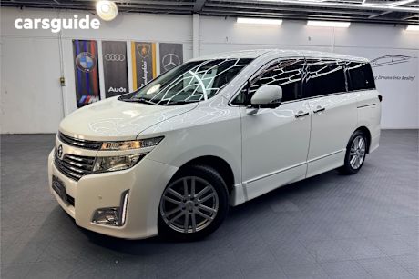 White 2010 Nissan Elgrand Wagon