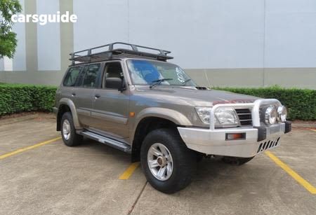 Bronze 2004 Nissan Patrol Wagon St-L (4X4)