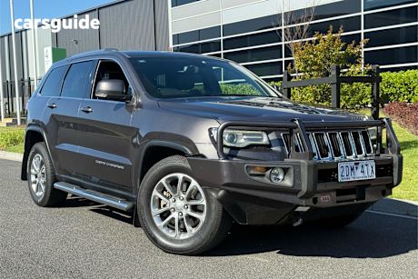 Grey 2015 Jeep Grand Cherokee Wagon Laredo (4X4)