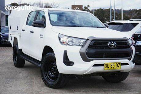 White 2021 Toyota Hilux Double Cab Chassis Sr (4X4)