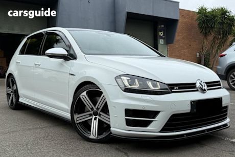 White 2016 Volkswagen Golf Hatchback R