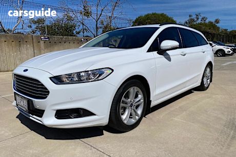 White 2018 Ford Mondeo Wagon Ambiente