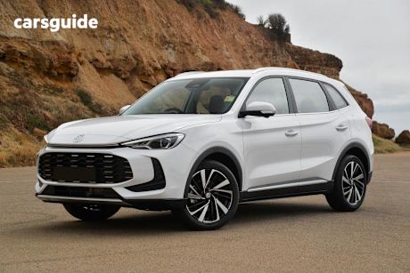 White 2025 MG ZS Wagon Essence