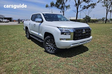 White 2025 Mitsubishi Triton Double Cab Pick Up Gls (4X4)