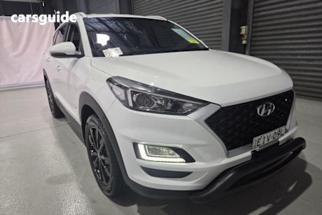 White 2018 Hyundai Tucson Wagon Active X (Fwd)