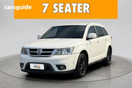 White 2014 Fiat Freemont Wagon