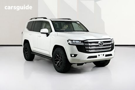 White 2024 Toyota Landcruiser Wagon Lc300 Vx (4X4)