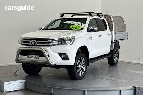 White 2017 Toyota Hilux Dual Cab Utility Sr5 (4X4)