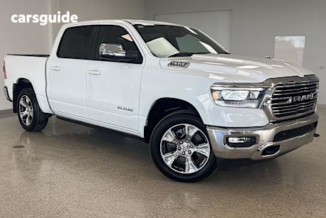 White 2024 Ram 1500 Crew Cab Utility Laramie (W/Sunroof) Mhev