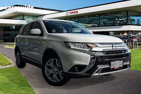 White 2020 Mitsubishi Outlander Wagon Es 5 Seat (2Wd)