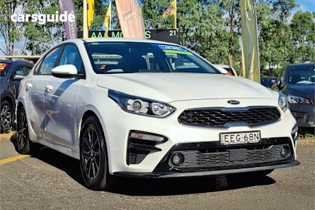 White 2019 Kia Cerato Sedan Sport+ Safety Pack