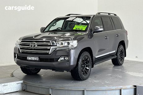 Grey 2018 Toyota Landcruiser Wagon Lc200 Sahara (4X4)