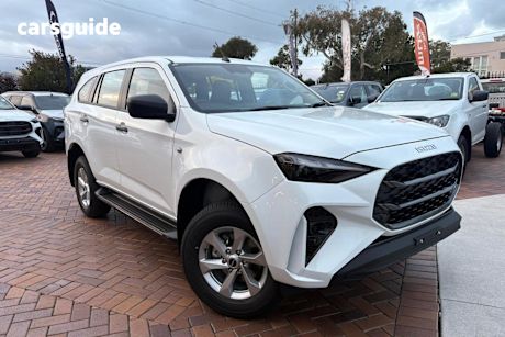 White 2025 Isuzu MU-X Wagon Ls-M (4X2)