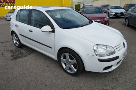 White 2005 Volkswagen Golf Hatch