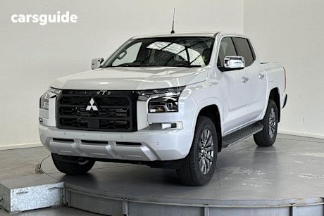 White 2025 Mitsubishi Triton Double Cab Pick Up Gls (4X4)