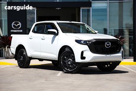 White 2025 Mazda BT-50 Dual Cab Pick-up Xt (4X4)