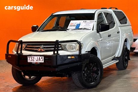 White 2013 Mitsubishi Triton Double Cab Utility Glx (4X4)