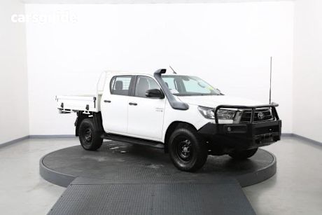 2021 Toyota Hilux Double Cab Chassis Sr (4X4)