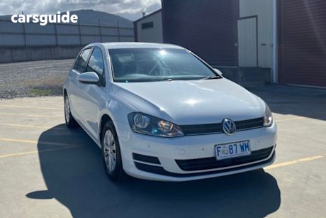 White 2016 Volkswagen Golf Hatchback 92 Tsi
