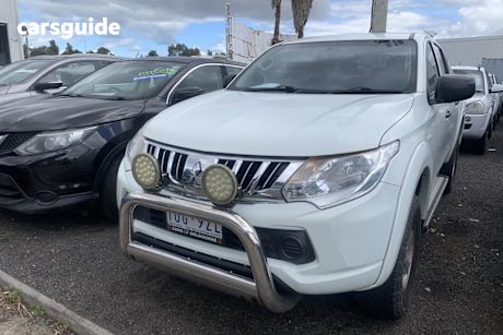 White 2015 Mitsubishi Triton Dual Cab Utility Glx (4X4)
