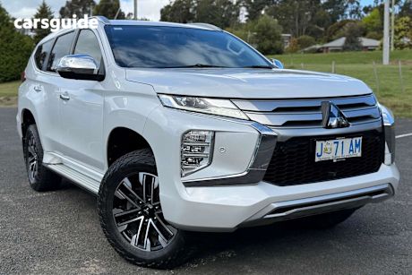 White 2020 Mitsubishi Pajero Sport Wagon Exceed (4X4) 7 Seat