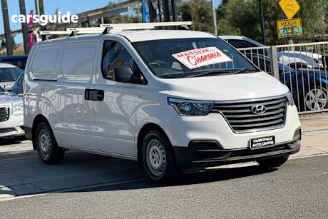 White 2018 Hyundai Iload Van 3S Liftback