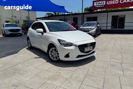 White 2018 Mazda 2 Hatchback Maxx