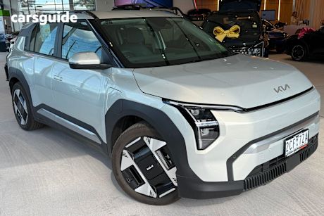 Silver 2025 Kia Ev3 Wagon Earth 2Wd Lr Warm Grey