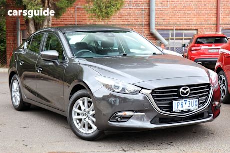 Grey 2018 Mazda 3 Sedan Maxx Sport