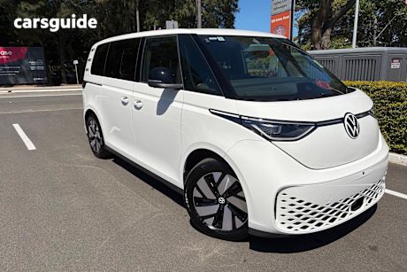 White 2025 Volkswagen ID. Buzz Wagon Pro Swb