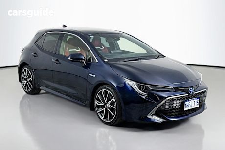 Black 2020 Toyota Corolla Hatchback Zr Hybrid