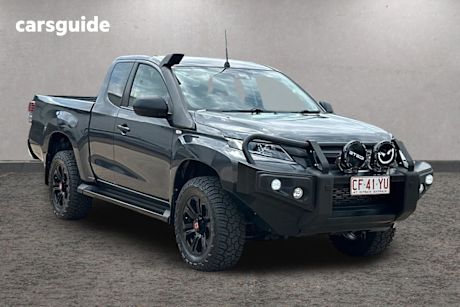 Grey 2023 Mitsubishi Triton Club Cab Pickup Glx+ (4X4)