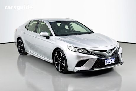 Silver 2019 Toyota Camry Sedan Sx