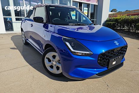 Black 2025 Suzuki Swift Hatchback Hybrid Plus