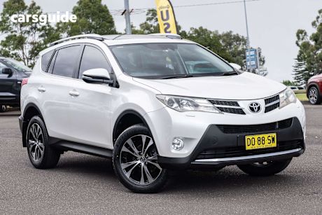 White 2014 Toyota RAV4 Wagon Cruiser (4X4)