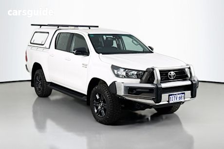 White 2023 Toyota Hilux Double Cab Chassis Sr (4X4)