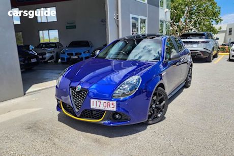 Blue 2020 Alfa Romeo Giulietta Hatchback Edizione Finale Tct