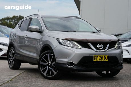 Silver 2014 Nissan Qashqai Wagon Ti (4X2)