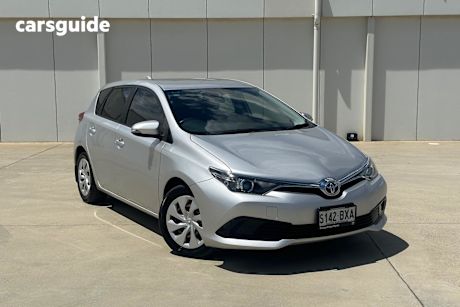 Silver 2018 Toyota Corolla Hatchback Ascent