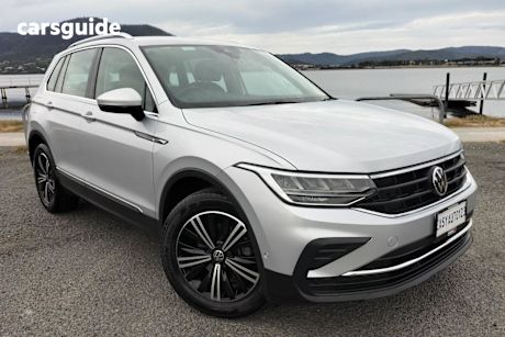 Silver 2023 Volkswagen Tiguan Wagon 110Tsi Life