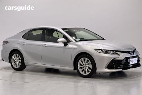 Silver 2024 Toyota Camry Sedan Ascent