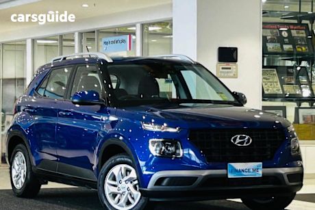 Blue 2024 Hyundai Venue Wagon