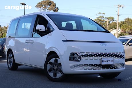 White 2025 Hyundai Staria Wagon